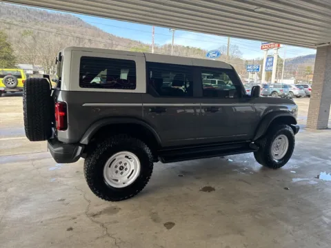 More photos of 2025 Ford Bronco Heritage Edition at Moss Motor Company, TN