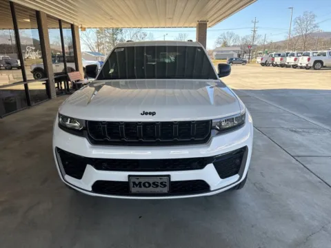 Photos of 2026 Jeep Grand Cherokee Limited Reserve for sale in South Pittsburg, TN at Moss Motor Company