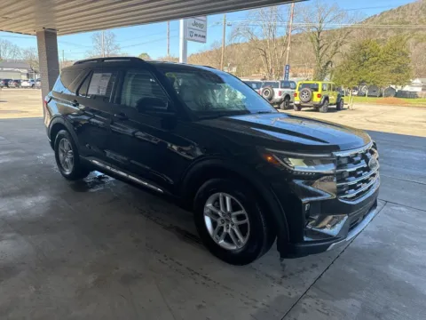 Another view of 2025 Ford Explorer Active for sale in South Pittsburg, TN at Moss Motor Company