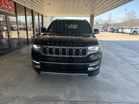 Photos of 2023 Jeep Wagoneer Series III for sale in South Pittsburg, TN at Moss Motor Company