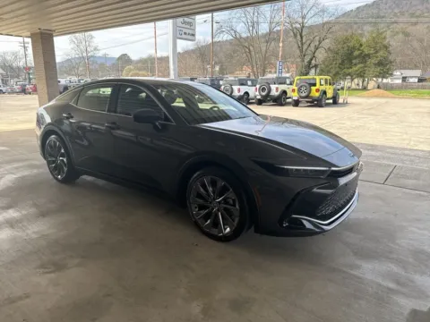 Another view of 2024 Toyota Crown Limited for sale in South Pittsburg, TN at Moss Motor Company