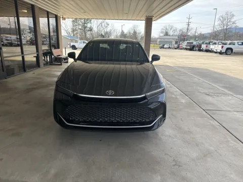 Photos of 2024 Toyota Crown Limited for sale in South Pittsburg, TN at Moss Motor Company