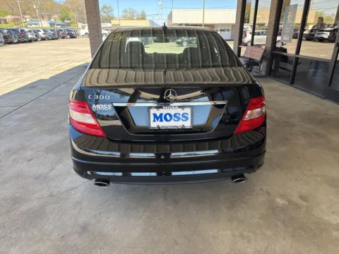 More photos of 2010 Mercedes-Benz C-Class C 300 at Moss Motor Company, TN