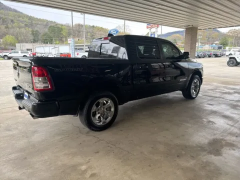 More photos of 2022 Ram 1500 Big Horn/Lone Star at Moss Motor Company, TN