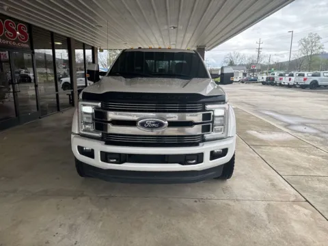 Photos of 2018 Ford F-450SD Limited for sale in South Pittsburg, TN at Moss Motor Company