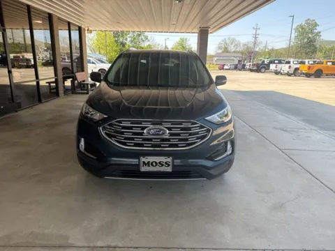 Photos of 2019 Ford Edge Titanium for sale in South Pittsburg, TN at Moss Motor Company