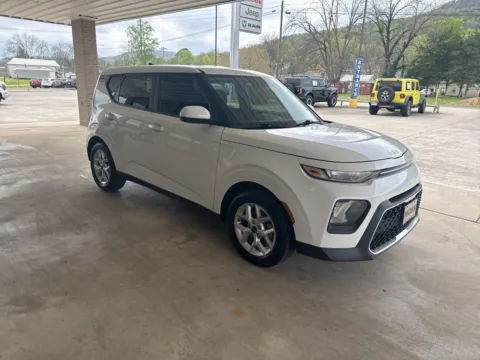 Another view of 2022 Kia Soul LX for sale in South Pittsburg, TN at Moss Motor Company