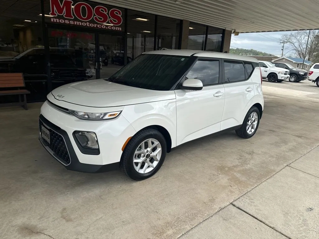 2022 Kia Soul LX