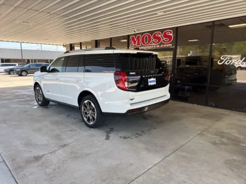 More photos of 2026 Ford Expedition King Ranch at Moss Motor Company, TN