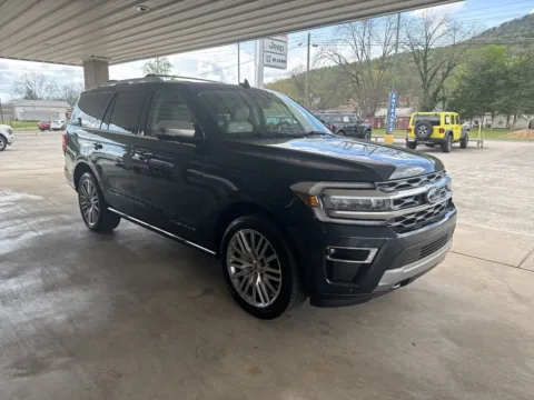 Another view of 2023 Ford Expedition Platinum for sale in South Pittsburg, TN at Moss Motor Company