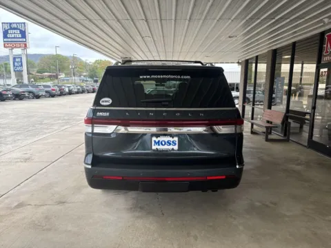 More photos of 2024 Lincoln Navigator Reserve at Moss Motor Company, TN
