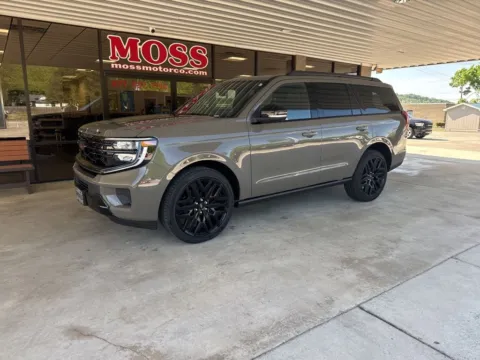 Gray 2026 Ford Expedition Platinum for sale in South Pittsburg, TN