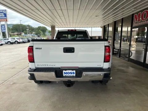 More photos of 2016 Chevrolet Silverado 3500 HD LTZ at Moss Motor Company, TN