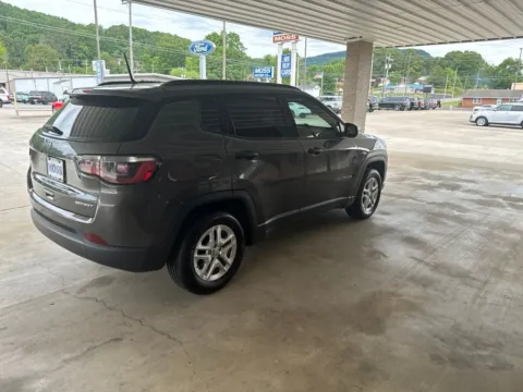 More photos of 2018 Jeep Compass Sport at Moss Motor Company, TN