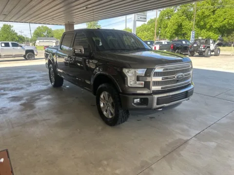 Photos of 2015 Ford F-150 Platinum for sale in South Pittsburg, TN at Moss Motor Company