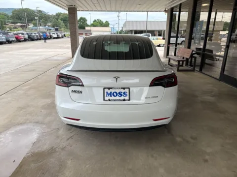 More photos of 2023 Tesla Model 3 Performance at Moss Motor Company, TN