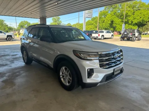 Another view of 2026 Ford Explorer Active for sale in South Pittsburg, TN at Moss Motor Company