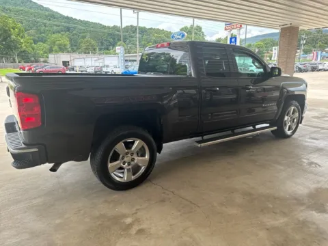 More photos of 2016 Chevrolet Silverado 1500 LT at Moss Motor Company, TN