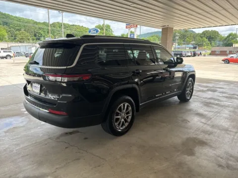 More photos of 2021 Jeep Grand Cherokee L Limited at Moss Motor Company, TN