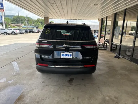 More photos of 2021 Jeep Grand Cherokee L Limited at Moss Motor Company, TN