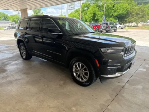 Another view of 2021 Jeep Grand Cherokee L Limited for sale in South Pittsburg, TN at Moss Motor Company