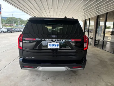 More photos of 2025 Ford Expedition Platinum at Moss Motor Company, TN