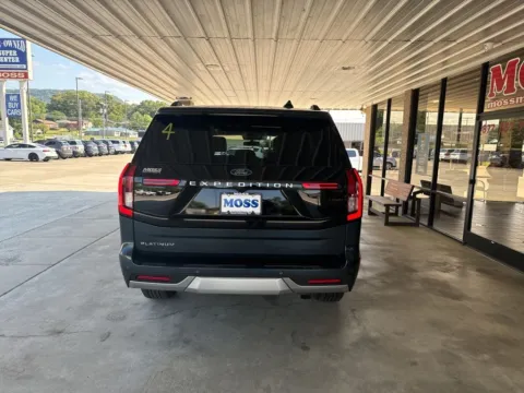 More photos of 2025 Ford Expedition Platinum at Moss Motor Company, TN