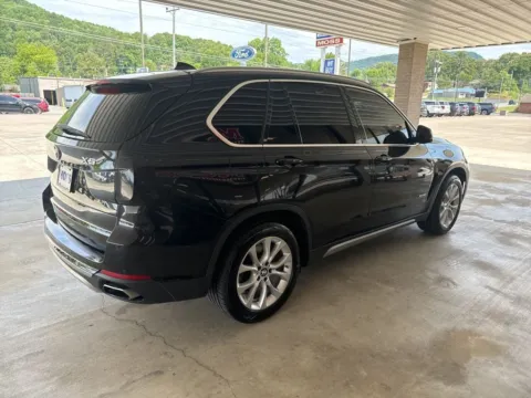 More photos of 2018 BMW X5 xDrive35i at Moss Motor Company, TN