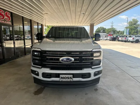 Photos of 2026 Ford F-250SD Platinum for sale in South Pittsburg, TN at Moss Motor Company