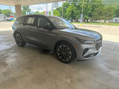 Another view of 2025 Lincoln Nautilus Reserve for sale in South Pittsburg, TN at Moss Motor Company