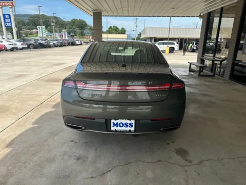 More photos of 2017 Lincoln MKZ Reserve at Moss Motor Company, TN