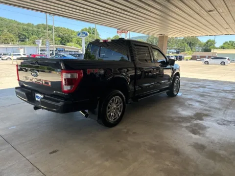 More photos of 2022 Ford F-150 Lariat at Moss Motor Company, TN
