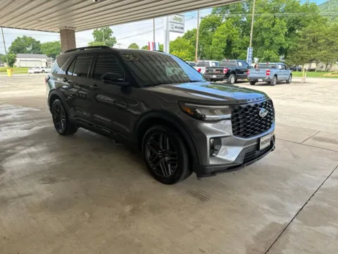 Another view of 2025 Ford Explorer ST for sale in South Pittsburg, TN at Moss Motor Company