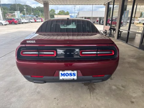 More photos of 2022 Dodge Challenger GT at Moss Motor Company, TN