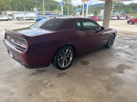 More photos of 2022 Dodge Challenger GT at Moss Motor Company, TN