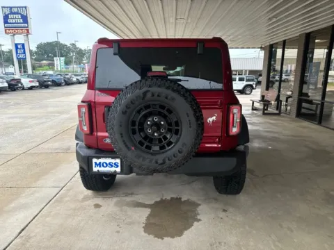 More photos of 2026 Ford Bronco Outer Banks at Moss Motor Company, TN