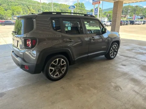 More photos of 2017 Jeep Renegade Latitude at Moss Motor Company, TN