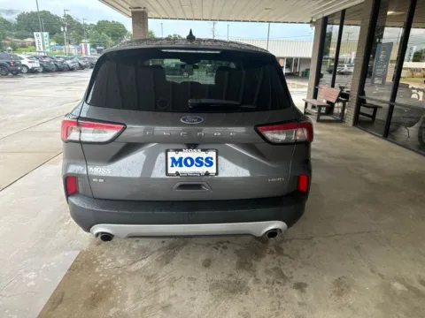 More photos of 2021 Ford Escape SE at Moss Motor Company, TN