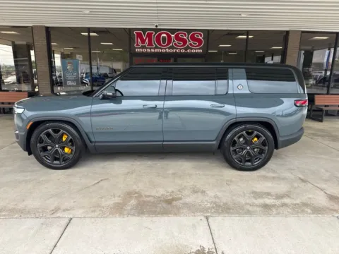 More photos of 2025 Rivian R1S Ascend Tri Motor Max Pack at Moss Motor Company, TN