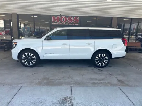 More photos of 2027 Ford Expedition Max Platinum at Moss Motor Company, TN