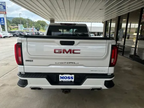 More photos of 2024 GMC Sierra 1500 Denali at Moss Motor Company, TN