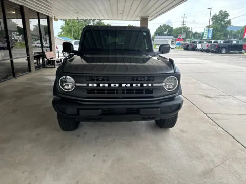 Photos of 2025 Ford Bronco Big Bend for sale in South Pittsburg, TN at Moss Motor Company