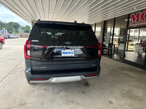 More photos of 2025 Ford Expedition Max Platinum at Moss Motor Company, TN