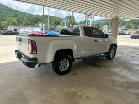 More photos of 2020 GMC Canyon at Moss Motor Company, TN