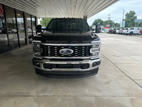 Photos of 2023 Ford F-350SD Lariat for sale in South Pittsburg, TN at Moss Motor Company
