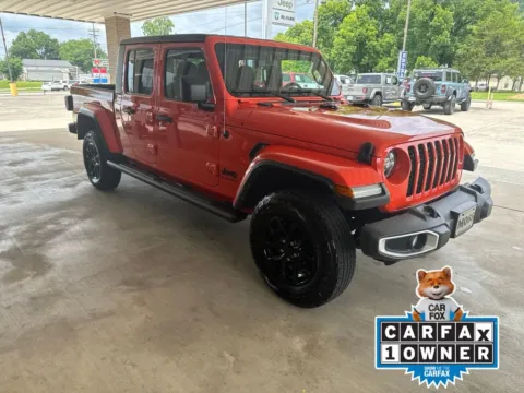 Another view of 2023 Jeep Gladiator Sport S for sale in South Pittsburg, TN at Moss Motor Company