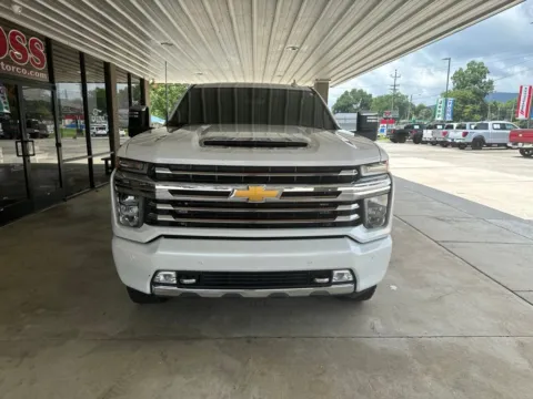 Photos of 2023 Chevrolet Silverado 2500HD High Country for sale in South Pittsburg, TN at Moss Motor Company