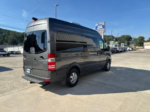 More photos of 2018 Mercedes-Benz Sprinter 2500 Passenger 144 WB at Moss Motor Company, TN