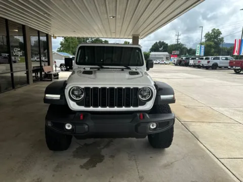 Photos of 2026 Jeep Wrangler Rubicon for sale in South Pittsburg, TN at Moss Motor Company