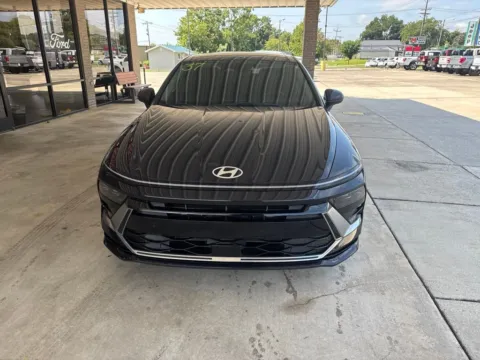 Photos of 2024 Hyundai Sonata SEL for sale in South Pittsburg, TN at Moss Motor Company